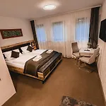 ゲストハウス Kuehns Muehle エーストリッヒ・ヴィンケル