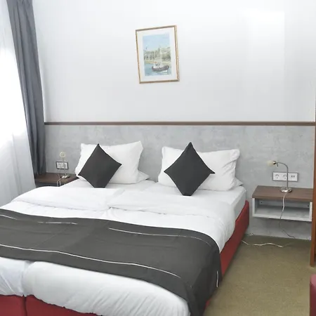 Hotel Kuehns Muehle Guest house Oestrich-Winkel