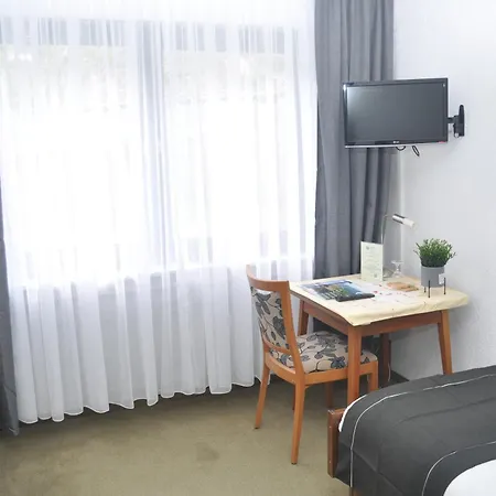 Hotel Kuehns Muehle Guest house Oestrich-Winkel