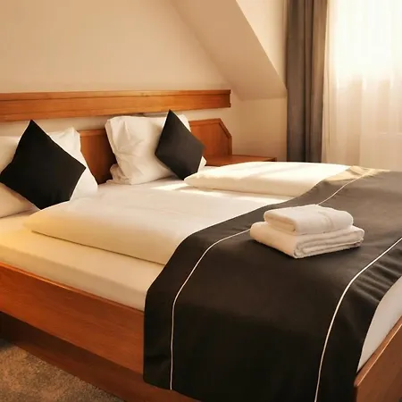 Kuehns Muehle 3* فينكل اوستريش